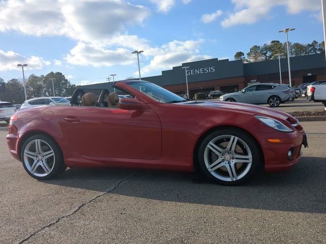 Used 2011 Mercedes-Benz SLK 350 image 2