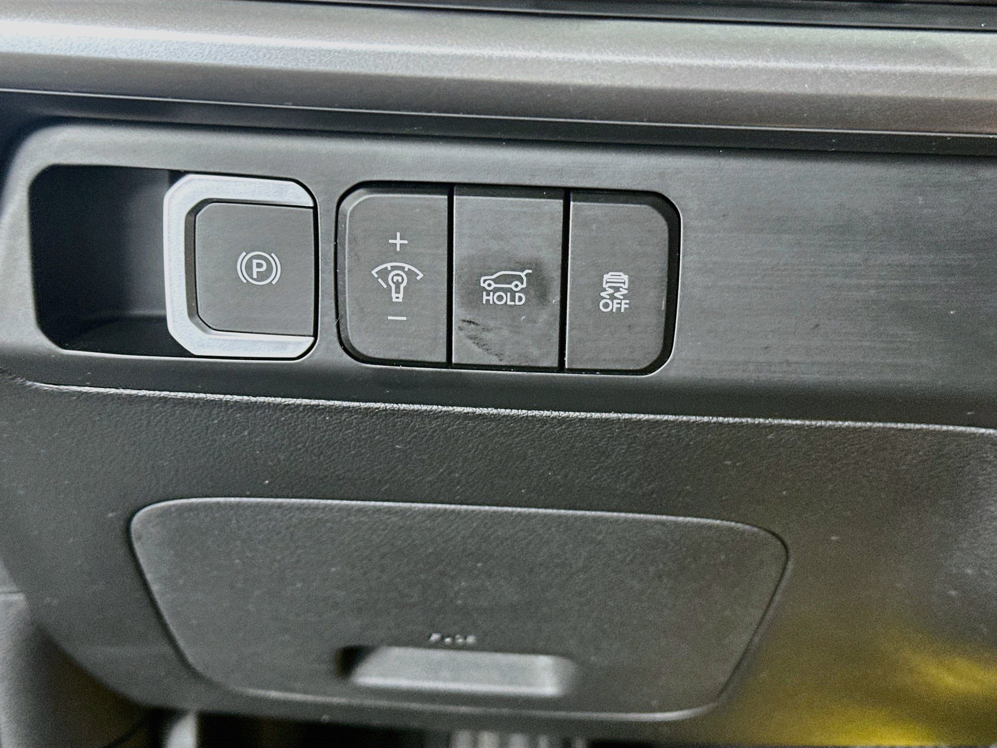 Used 2026 Hyundai Santa Fe SEL FWD image 17