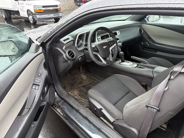 Used 2013 Chevrolet Camaro LS RWD image 13