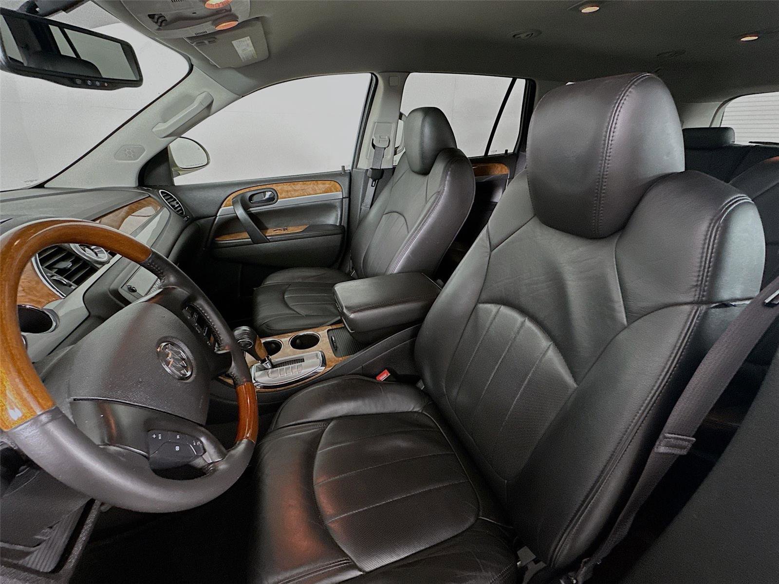 Used 2011 Buick Enclave CXL FWD image 11