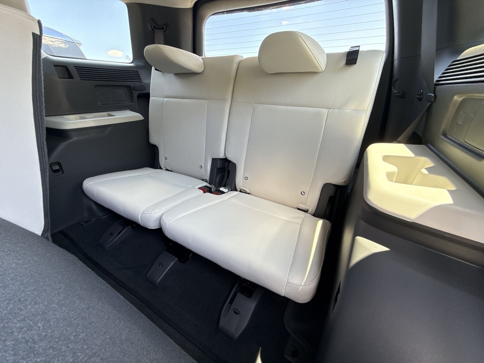New 2027 Hyundai Santa Fe SE AWD/4WD image 26