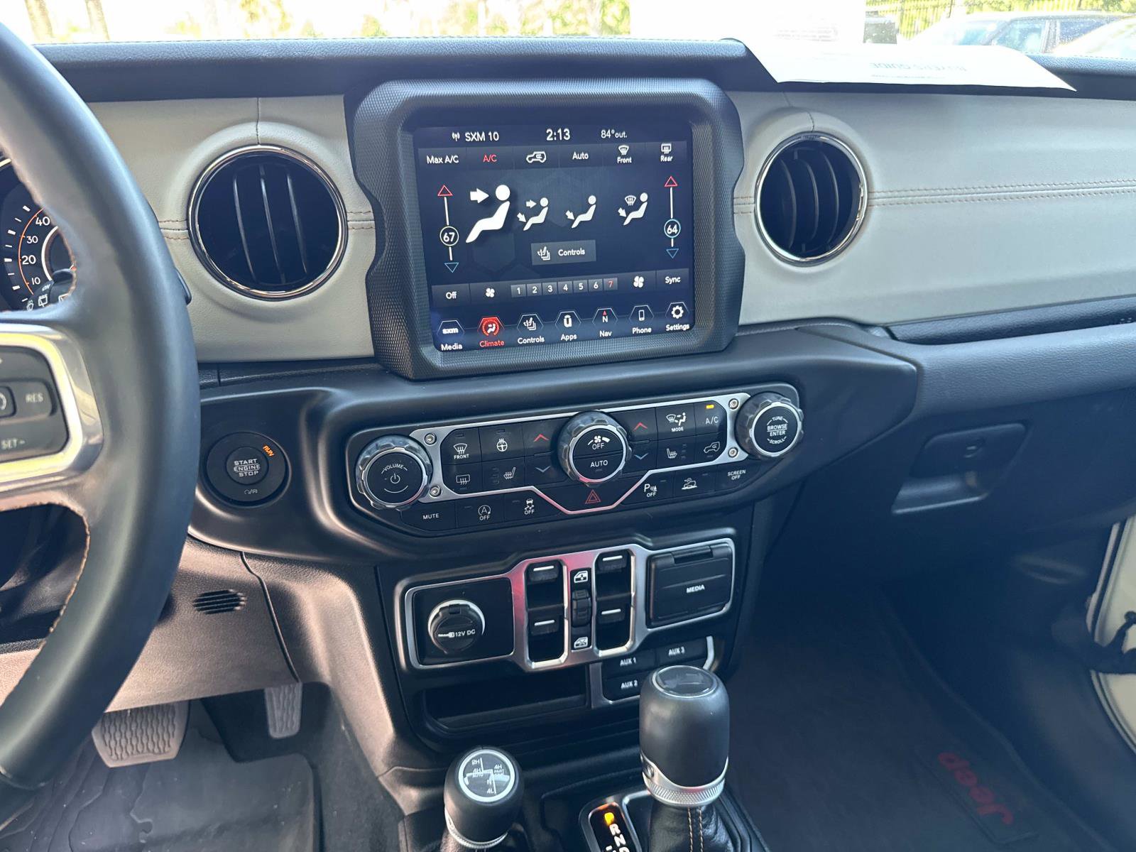 Used 2022 Jeep Wrangler Unlimited Sahara AWD/4WD image 24