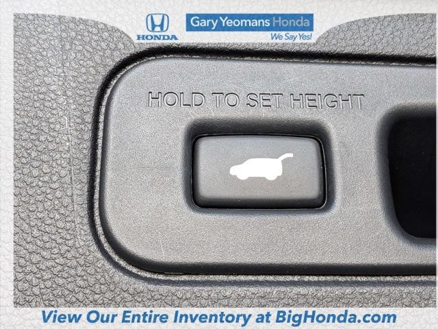 Certified 2025 Honda Pilot Touring image 16