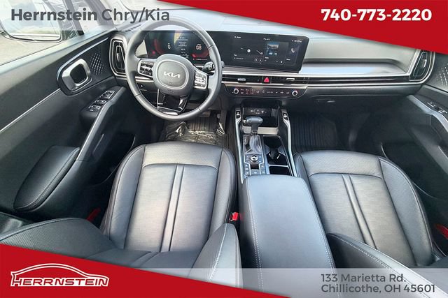Used 2025 Kia Sorento S AWD/4WD image 10
