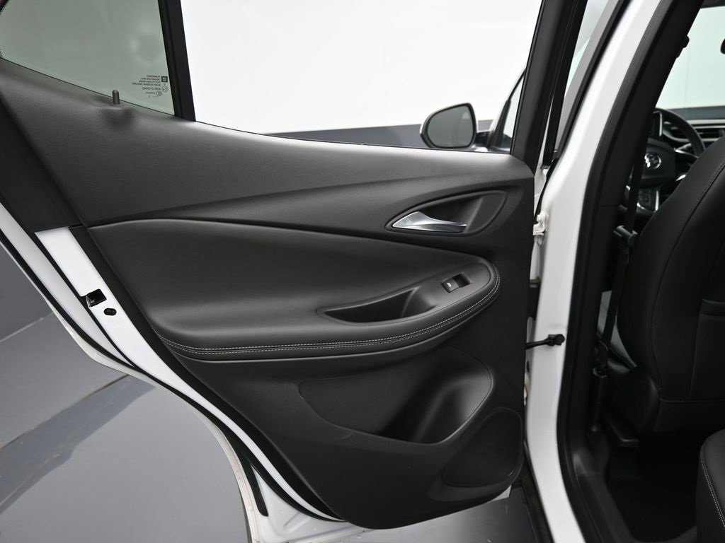 Used 2023 Buick Encore GX Preferred w/ Cold Weather Comfort Package image 33