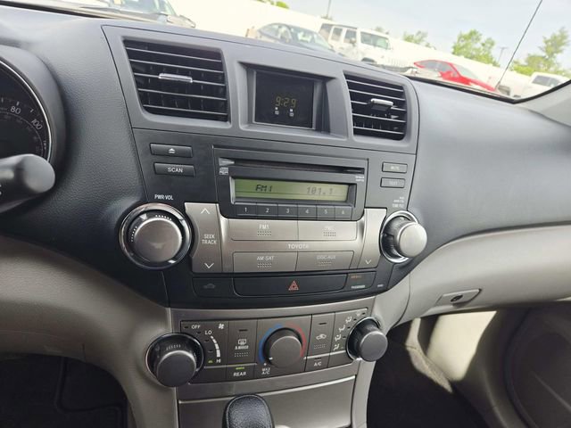 Used 2013 Toyota Highlander FWD image 20
