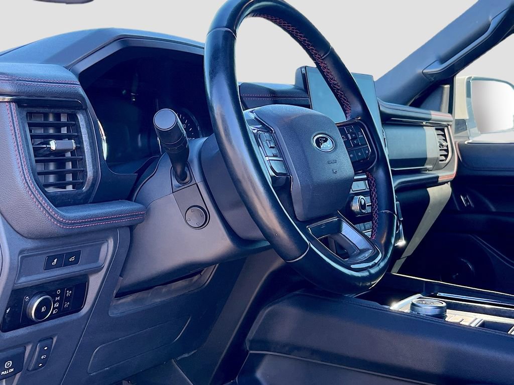 Used 2023 Ford Expedition Limited RWD image 9