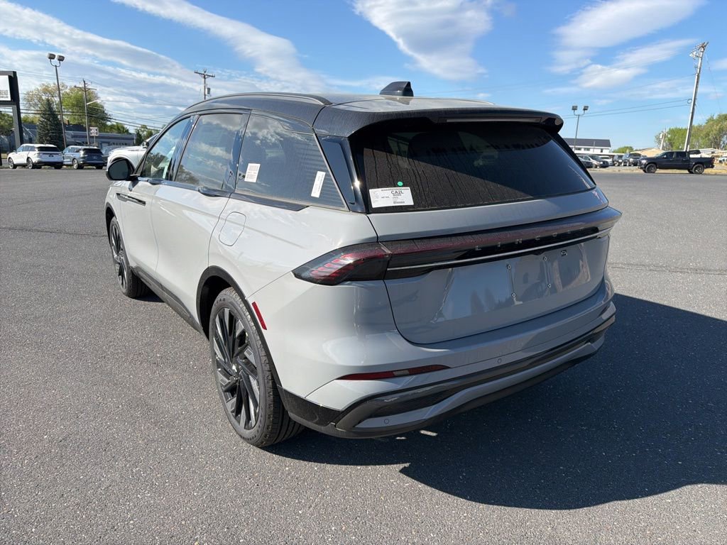 New 2026 Lincoln Nautilus Reserve w/ Jet Appearance Package AWD/4WD image 3
