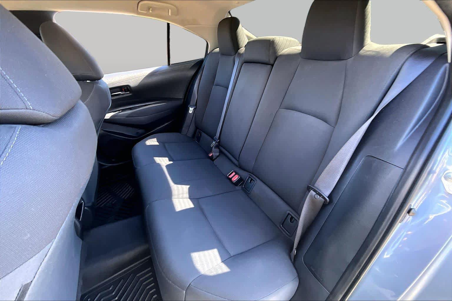 Used 2022 Toyota Corolla LE FWD image 20