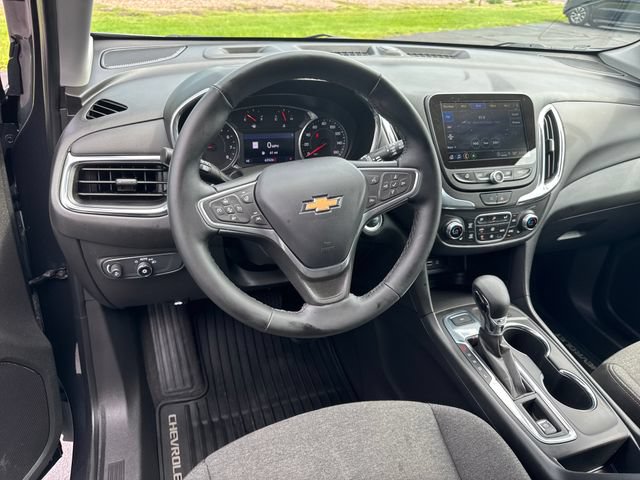 Used 2023 Chevrolet Equinox LT AWD/4WD image 14