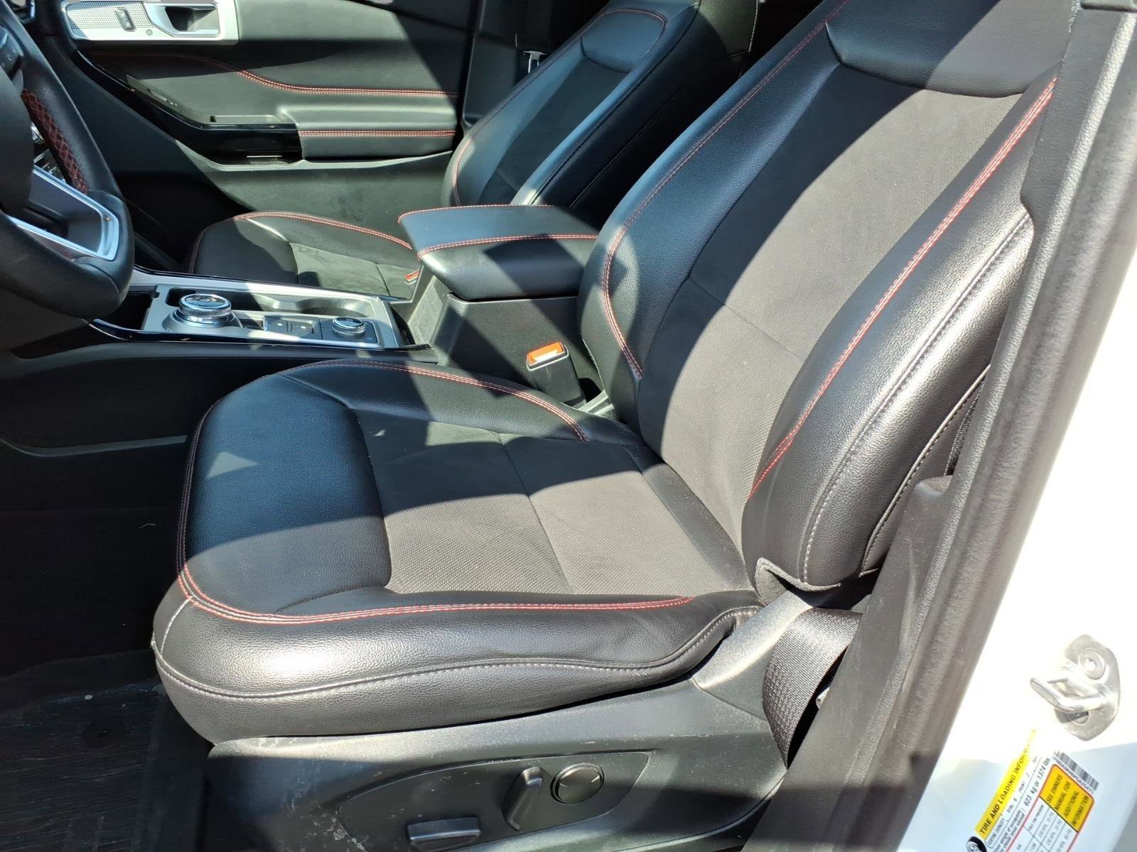 Used 2023 Ford Explorer ST-Line w/ Class IV Trailer Tow Package image 9