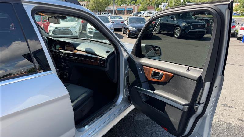 Used 2012 Mercedes-Benz GLK 350 4MATIC image 33