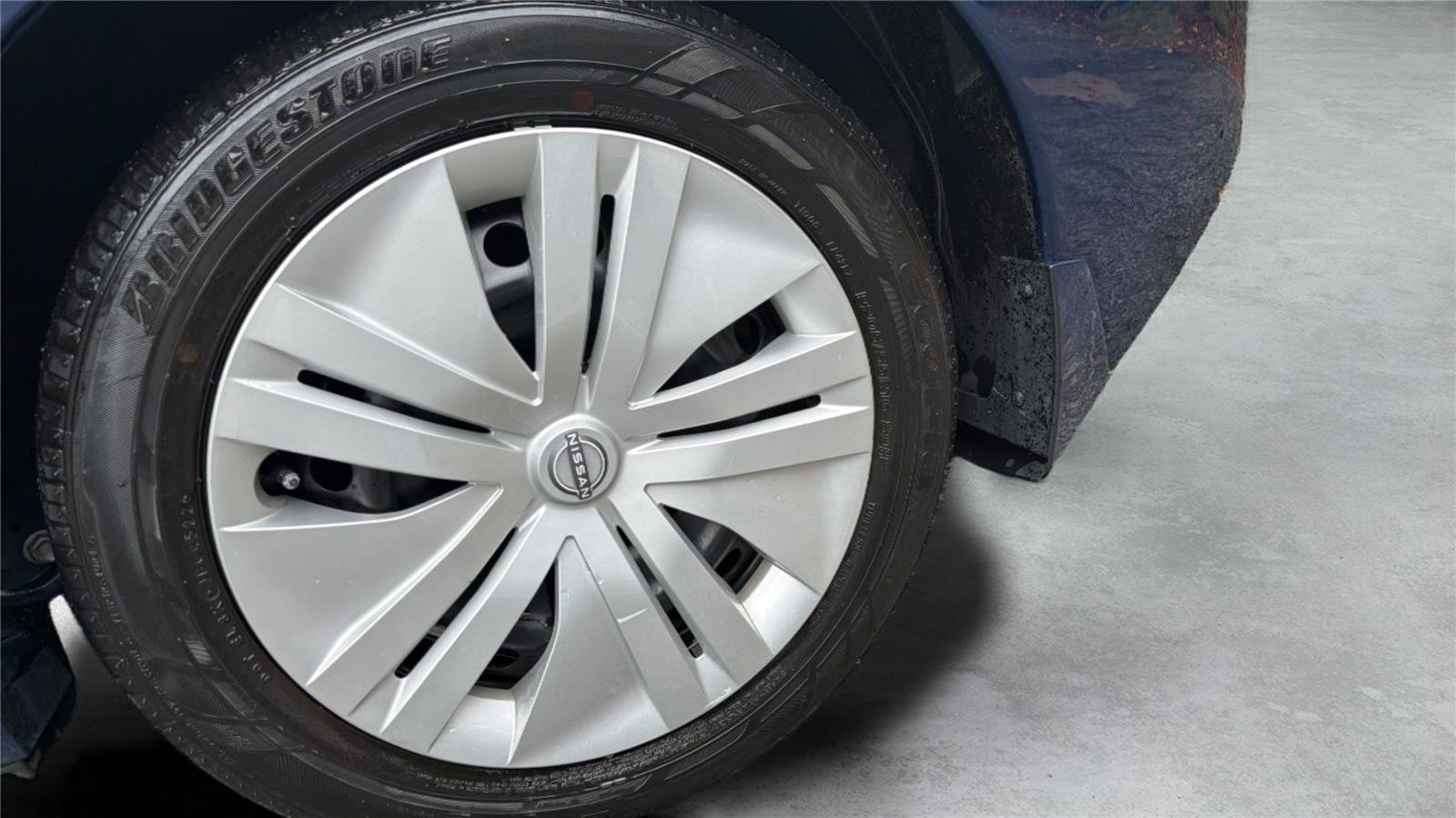 Used 2025 Nissan Leaf S FWD image 24