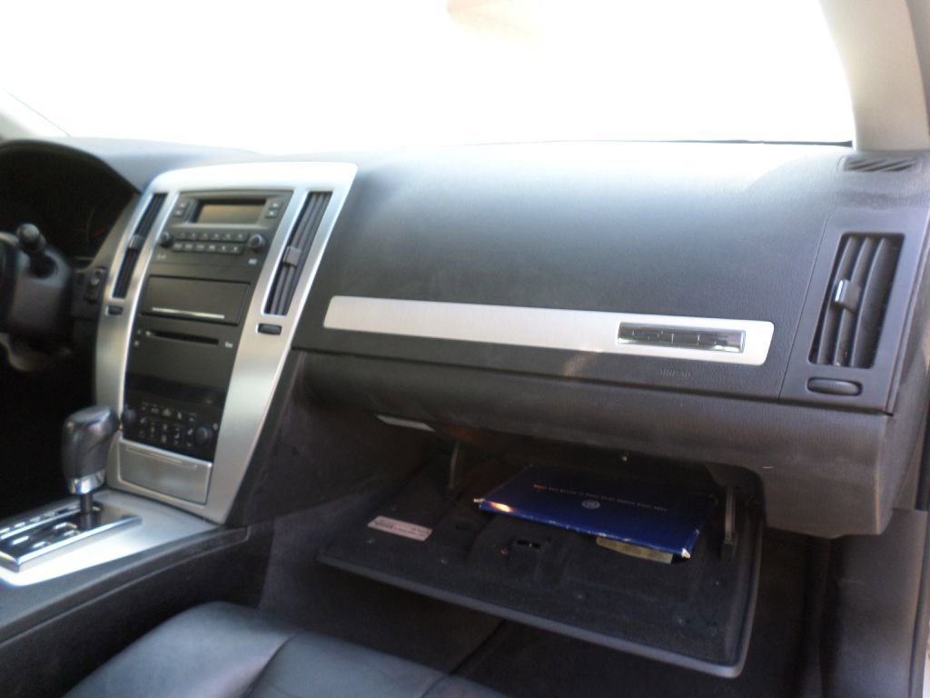Used 2005 Cadillac STS w/ Preferred Equipment Group RWD image 13