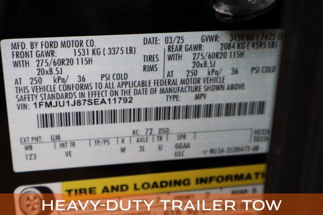 Used 2025 Ford Expedition Active image 43