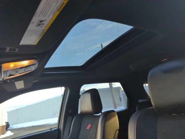 Used 2025 Dodge Durango GT image 26