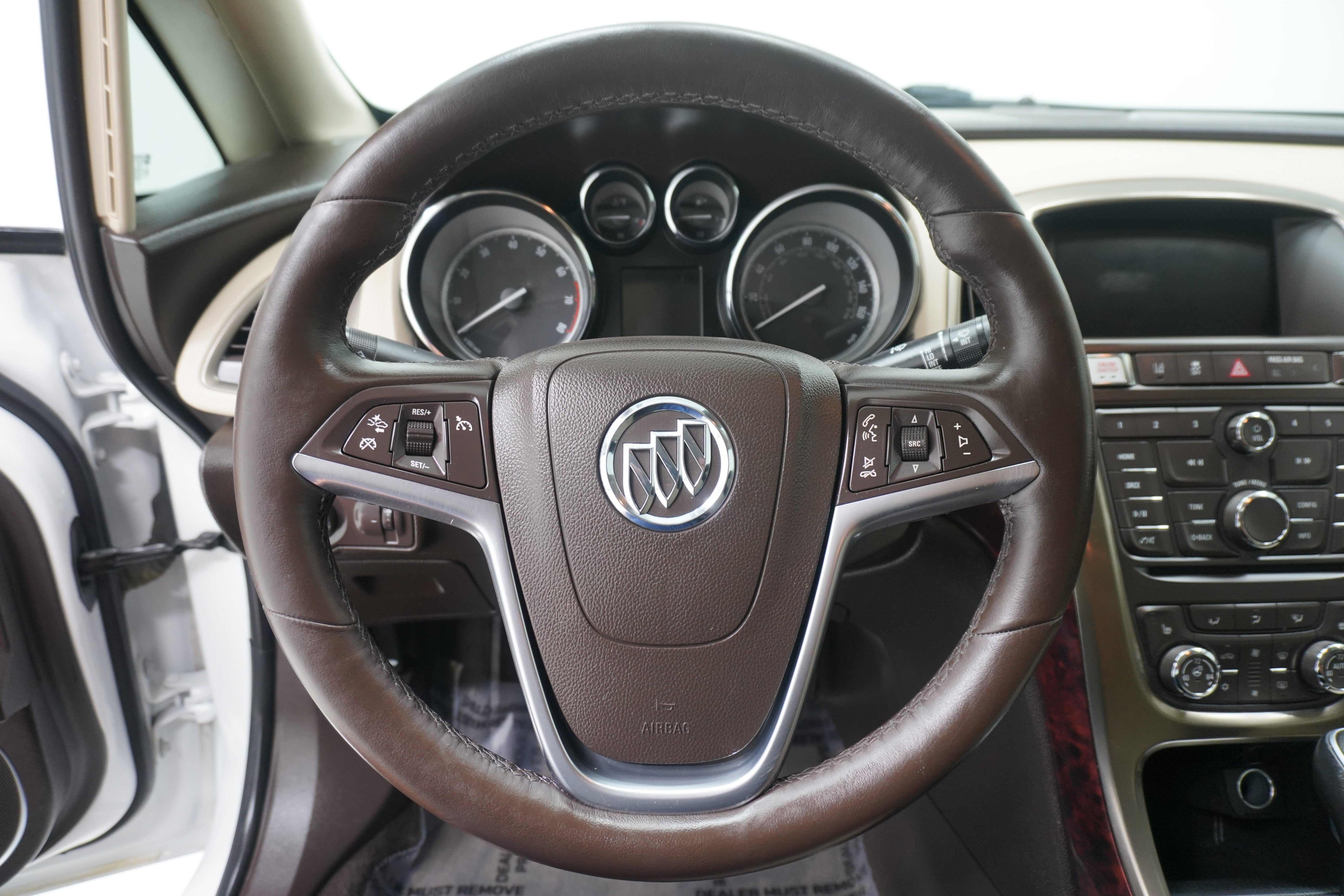 Used 2014 Buick Verano Leather FWD image 14