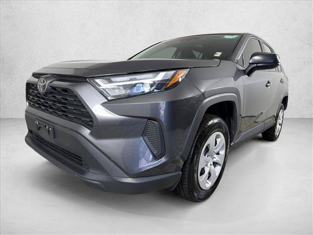 Used 2024 Toyota RAV4 LE AWD/4WD image 7