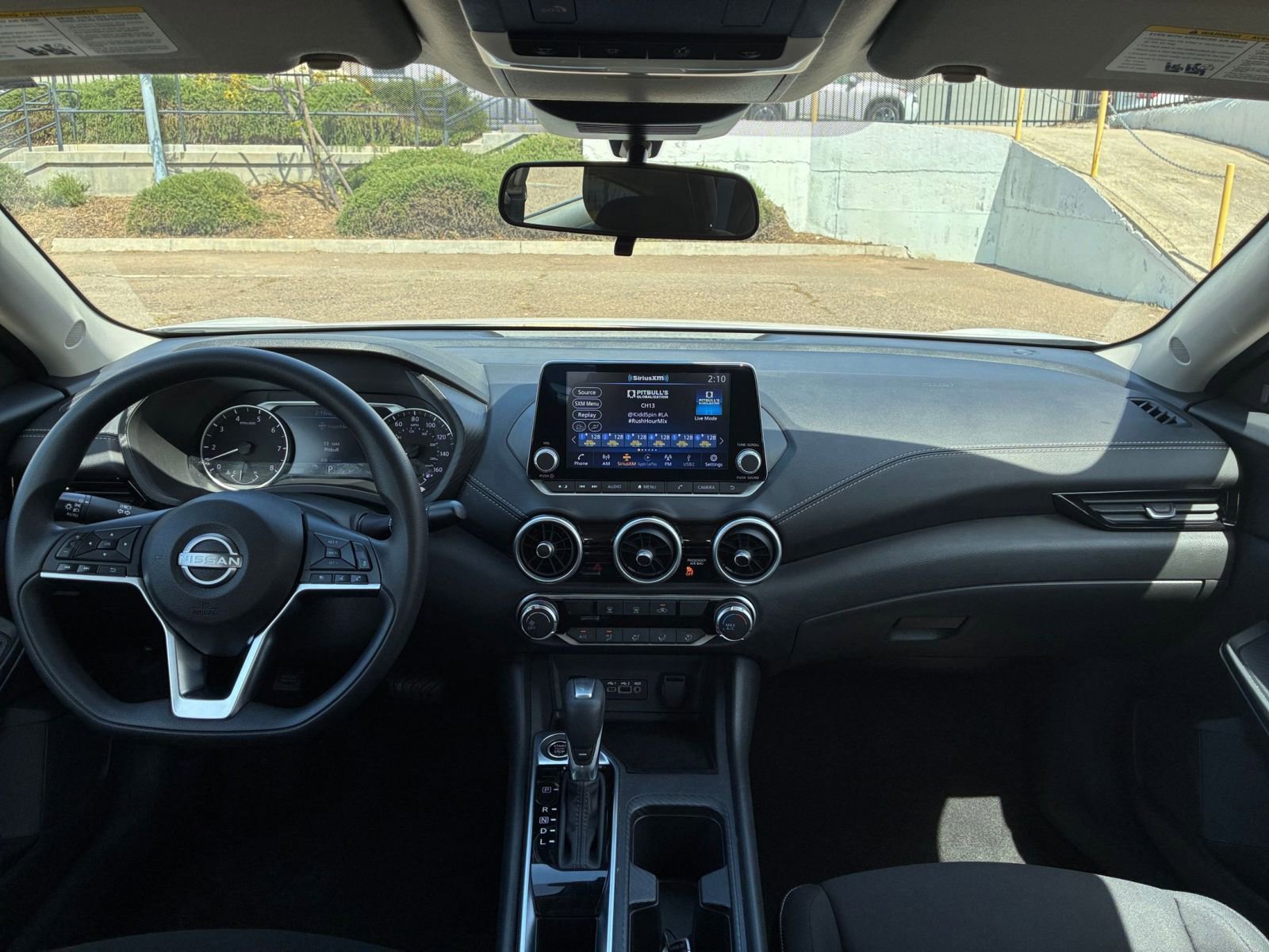 Used 2025 Nissan Sentra SV FWD image 31