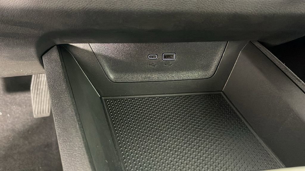 New 2025 Chevrolet Equinox RS w/ Safety and Technology Package image 19