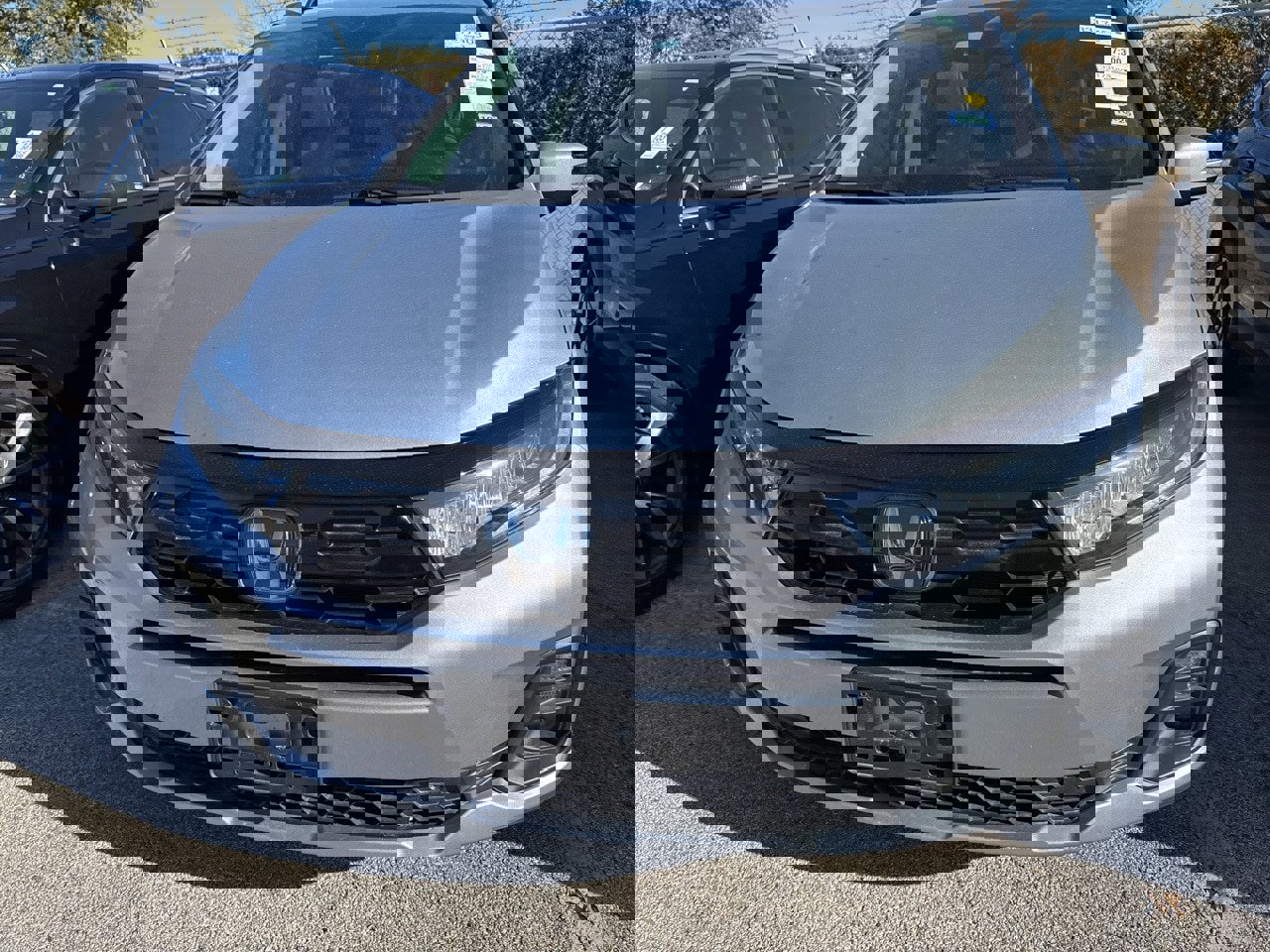 Used 2025 Honda Odyssey Touring image 2