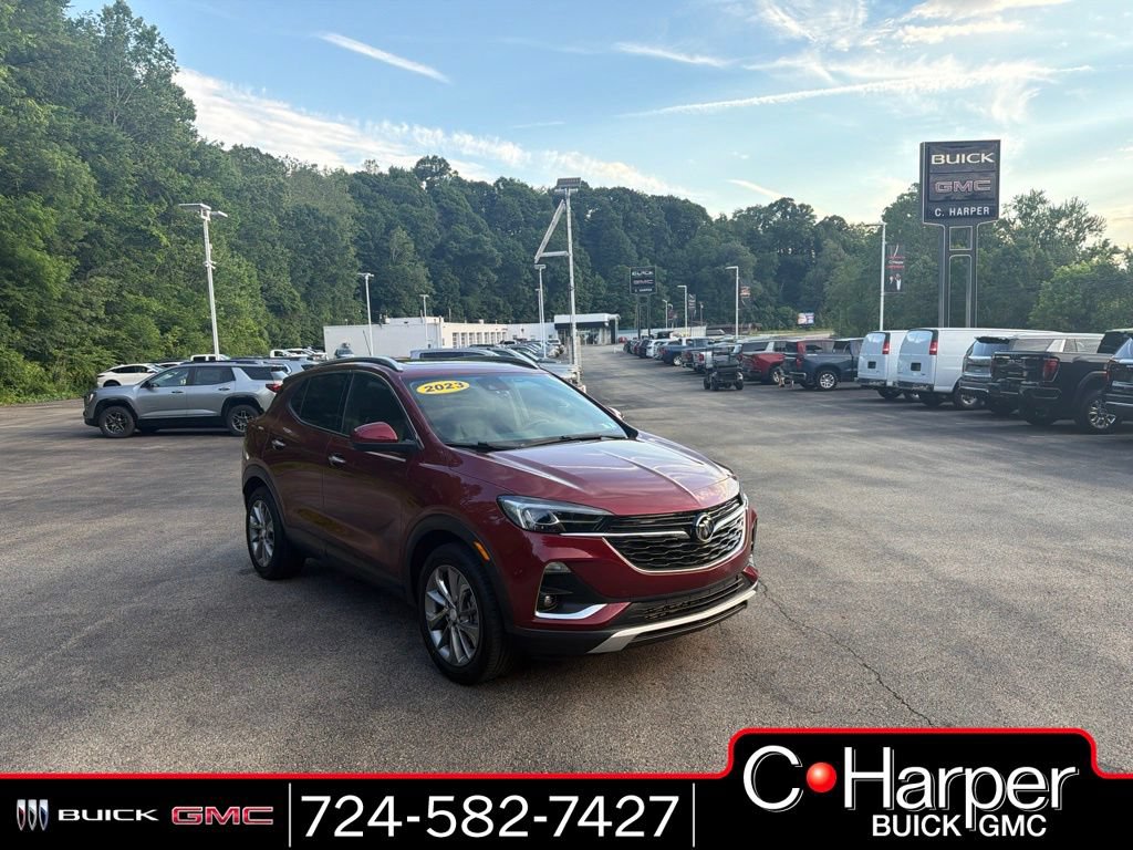 Used 2023 Buick Encore GX Essence w/ Experience Buick Package FWD image 1
