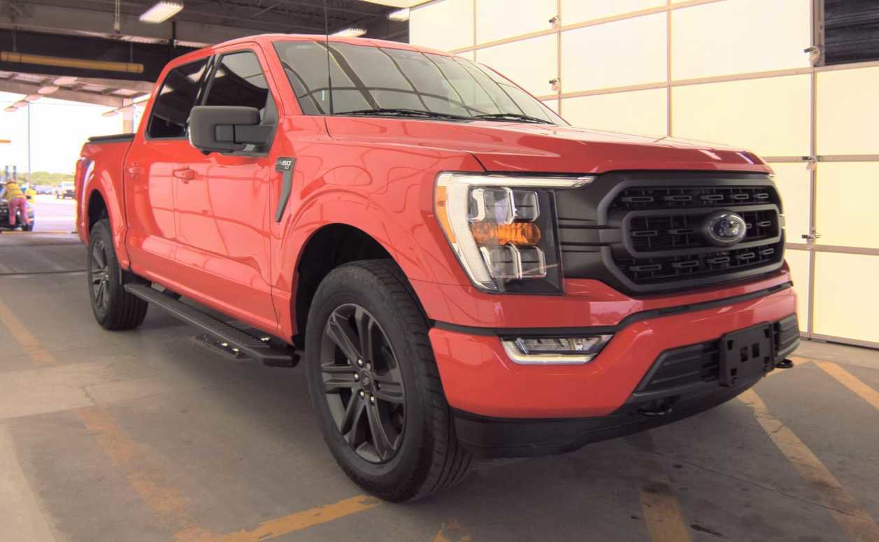 Used 2023 Ford F150 XLT w/ Equipment Group 302A High AWD/4WD image 4