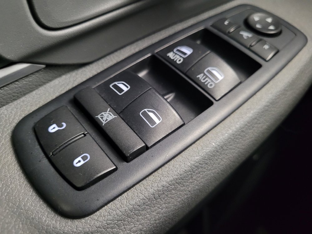 Used 2016 RAM 1500 Big Horn image 27