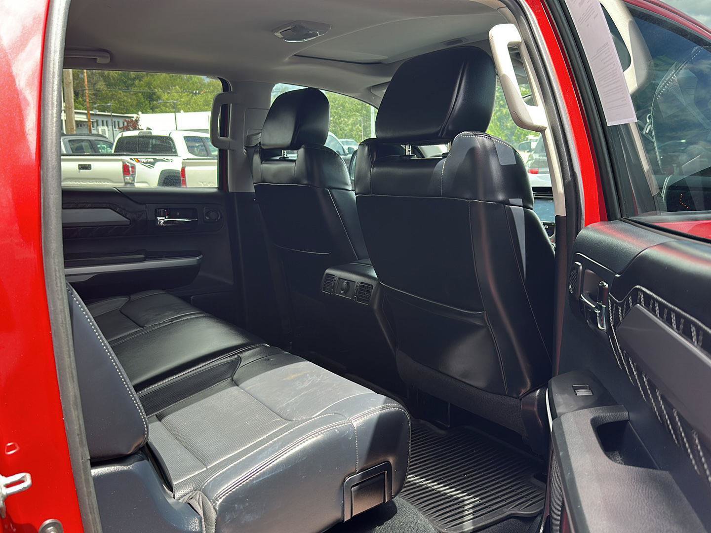 Used 2015 Toyota Tundra Platinum AWD/4WD image 11