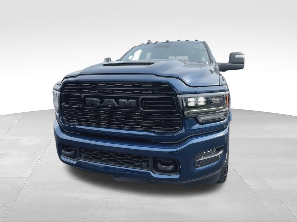 Used 2024 RAM 2500 Limited AWD/4WD image 3