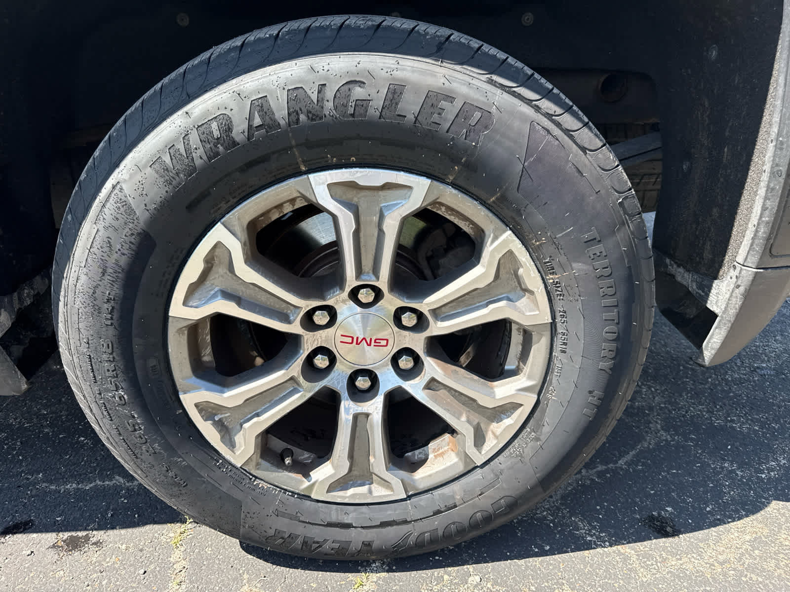 Used 2019 GMC Sierra 1500 SLE w/ SLE Value Package AWD/4WD image 4