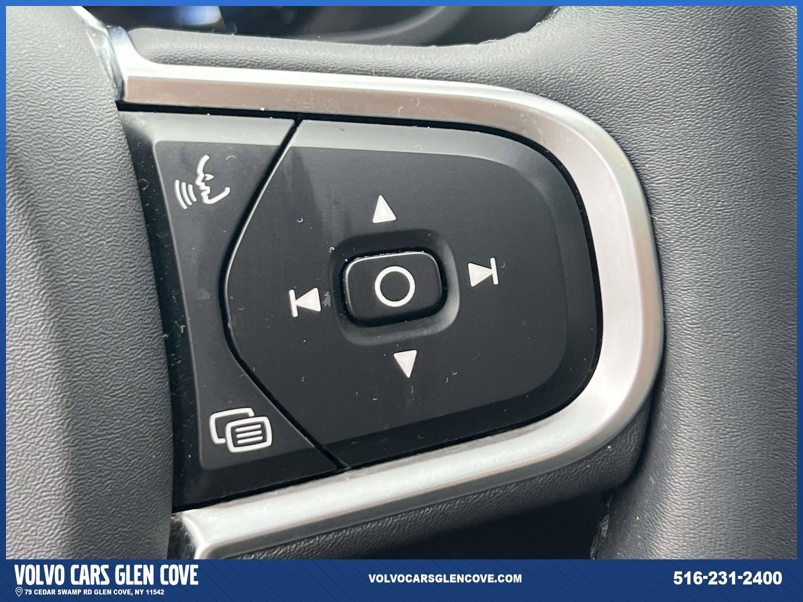 Used 2024 Volvo XC60 B5 Core w/ Protection Package Premier image 21