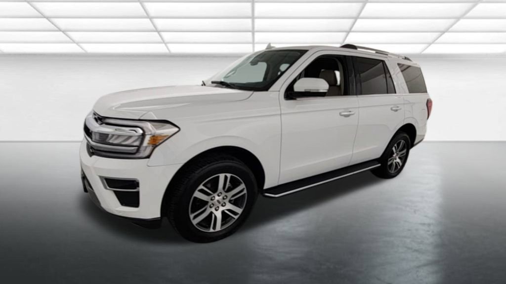 Certified 2023 Ford Expedition Limited image 3