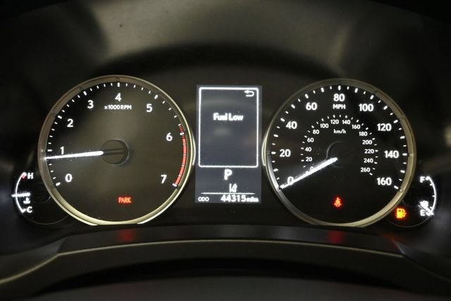 Used 2022 Lexus IS 300 w/ Premium Package RWD image 17