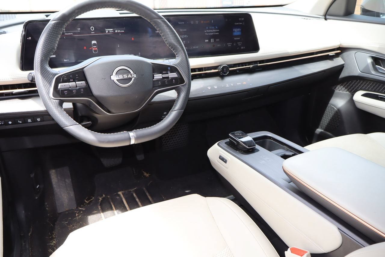 Used 2024 Nissan Ariya FWD image 4