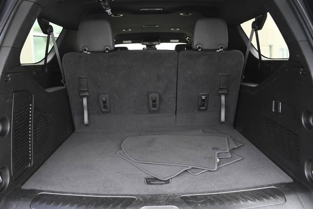Used 2024 Chevrolet Suburban LT AWD/4WD image 32