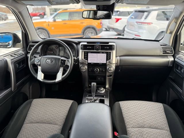 Used 2024 Toyota 4Runner SR5 video 3