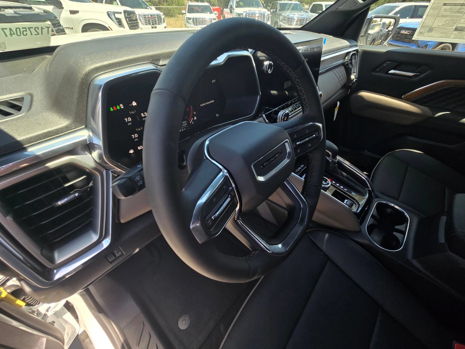 New 2026 GMC Canyon Denali AWD/4WD image 13