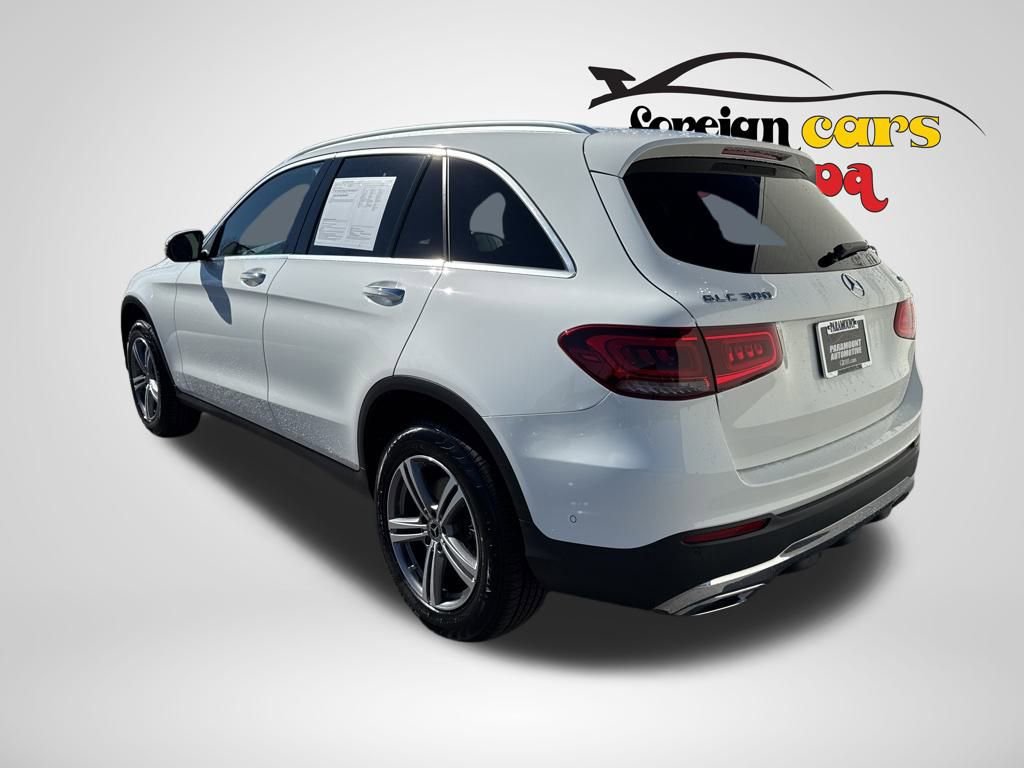 Used 2022 Mercedes-Benz GLC 300 4MATIC w/ Multimedia Package Lite image 5