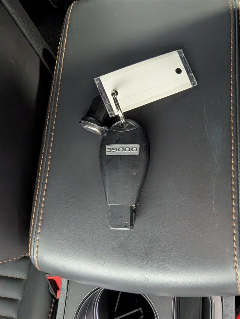 Used 2014 Dodge Challenger R/T image 23