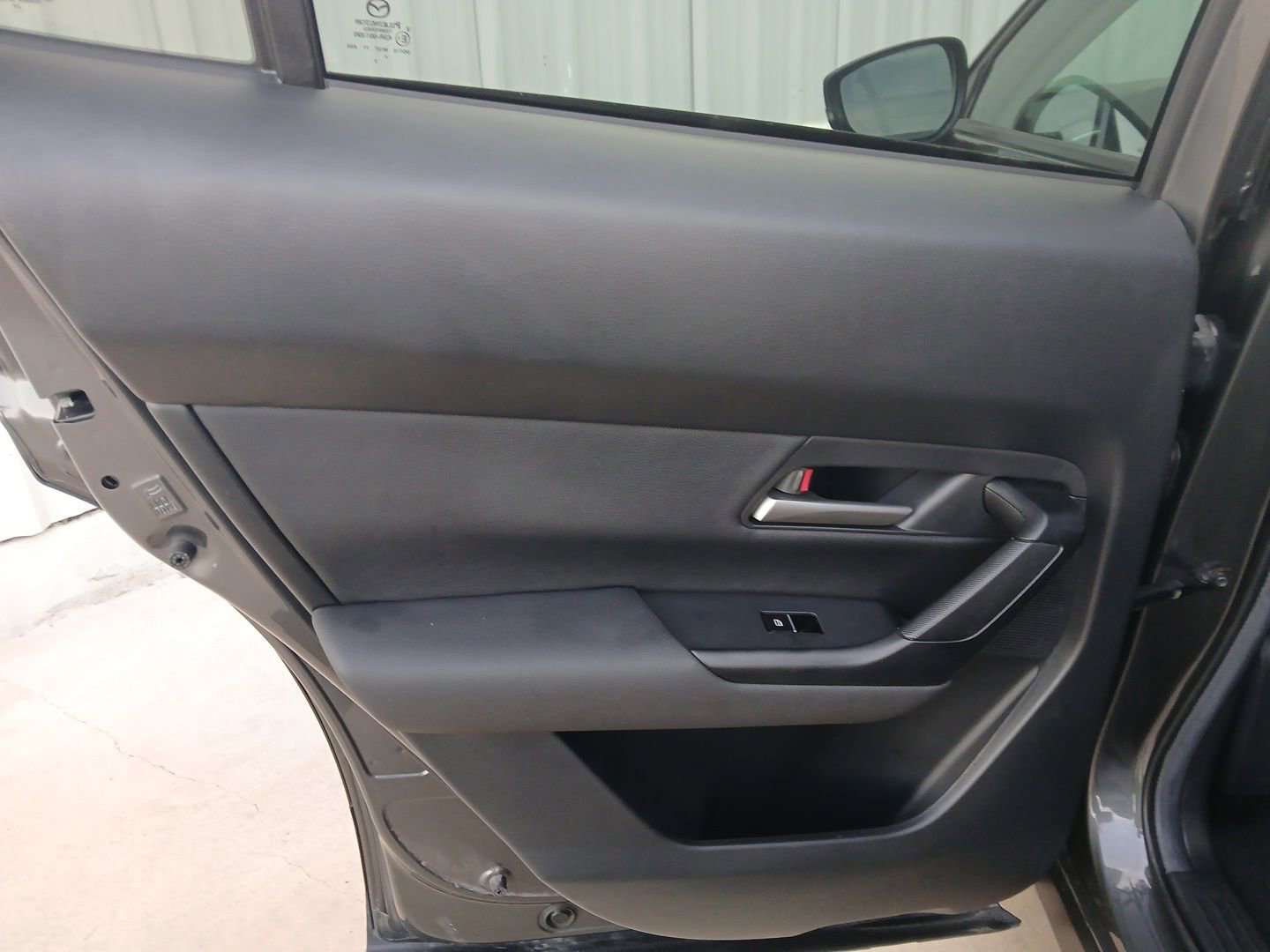 Used 2025 MAZDA CX-50 AWD 2.5 S w/ Premium Package image 14