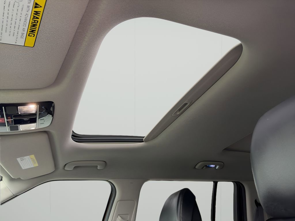 Used 2024 Hyundai Santa Fe Limited FWD image 16