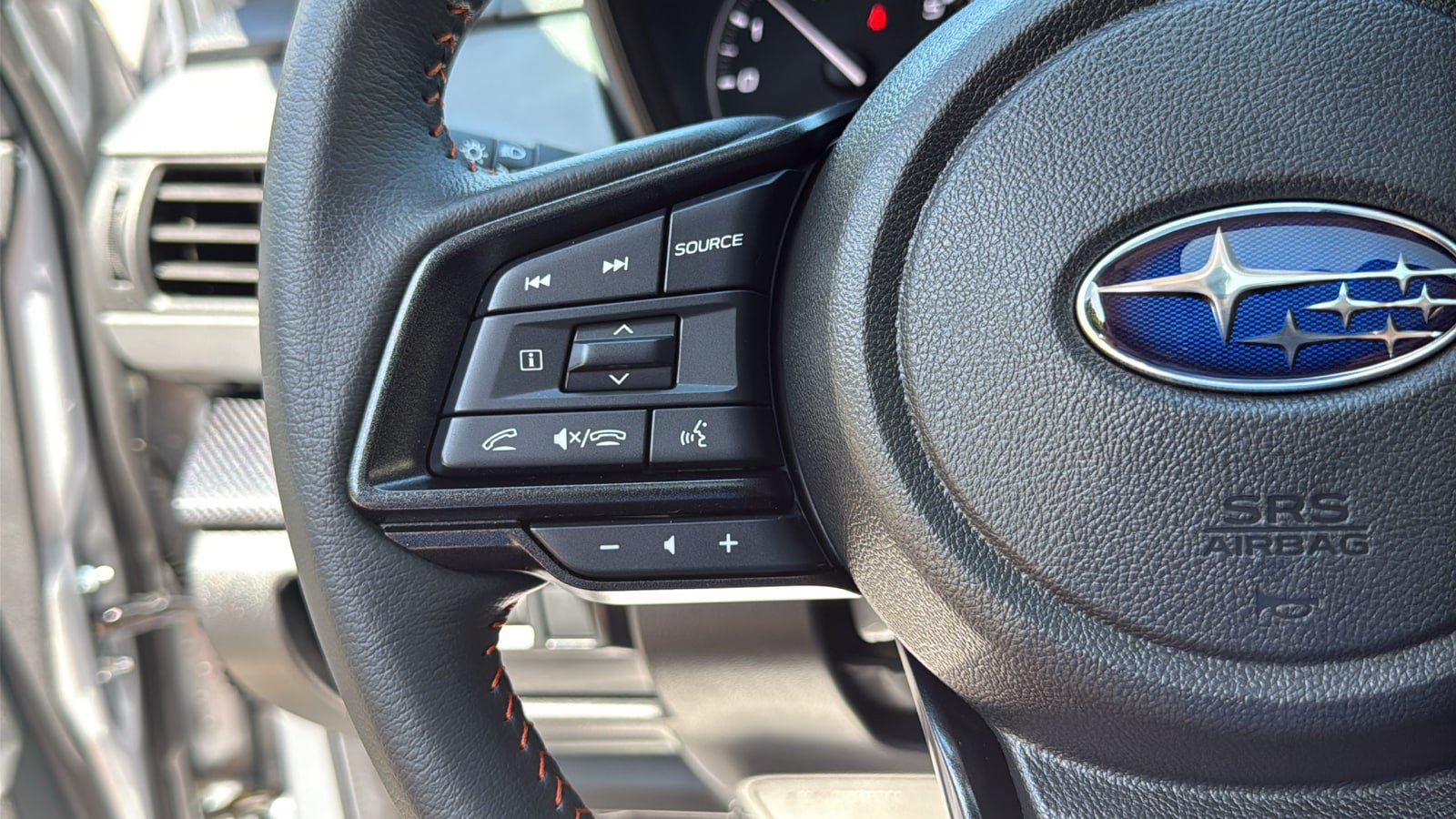 Certified 2025 Subaru Crosstrek 2.5i Limited AWD/4WD image 14