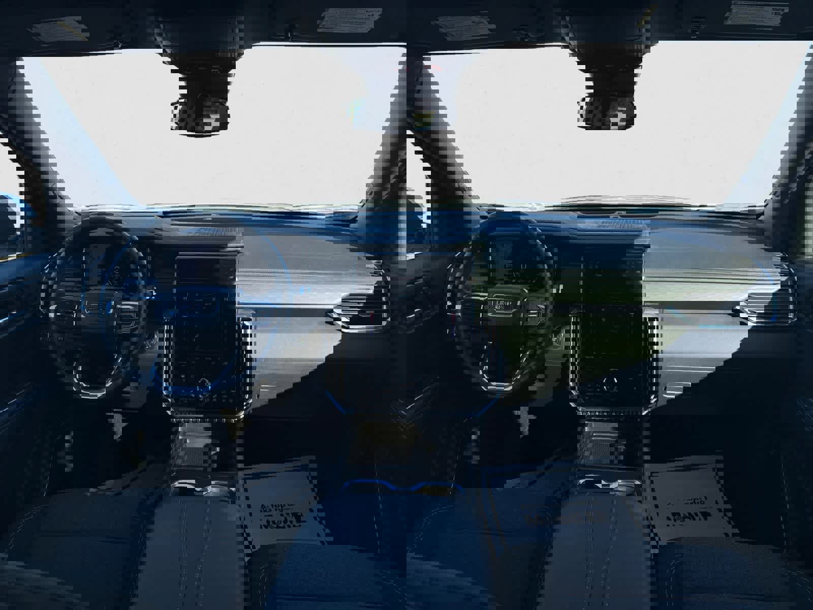 Used 2025 GMC Acadia Elevation image 14