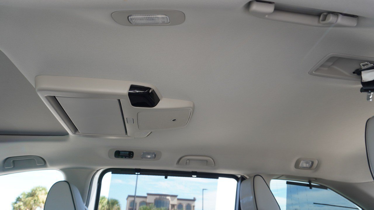 Used 2025 Honda Odyssey Touring image 37