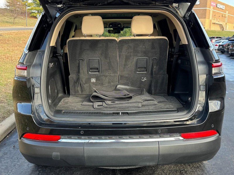 Used 2021 Jeep Grand Cherokee L Limited w/ Luxury Tech Group II image 9