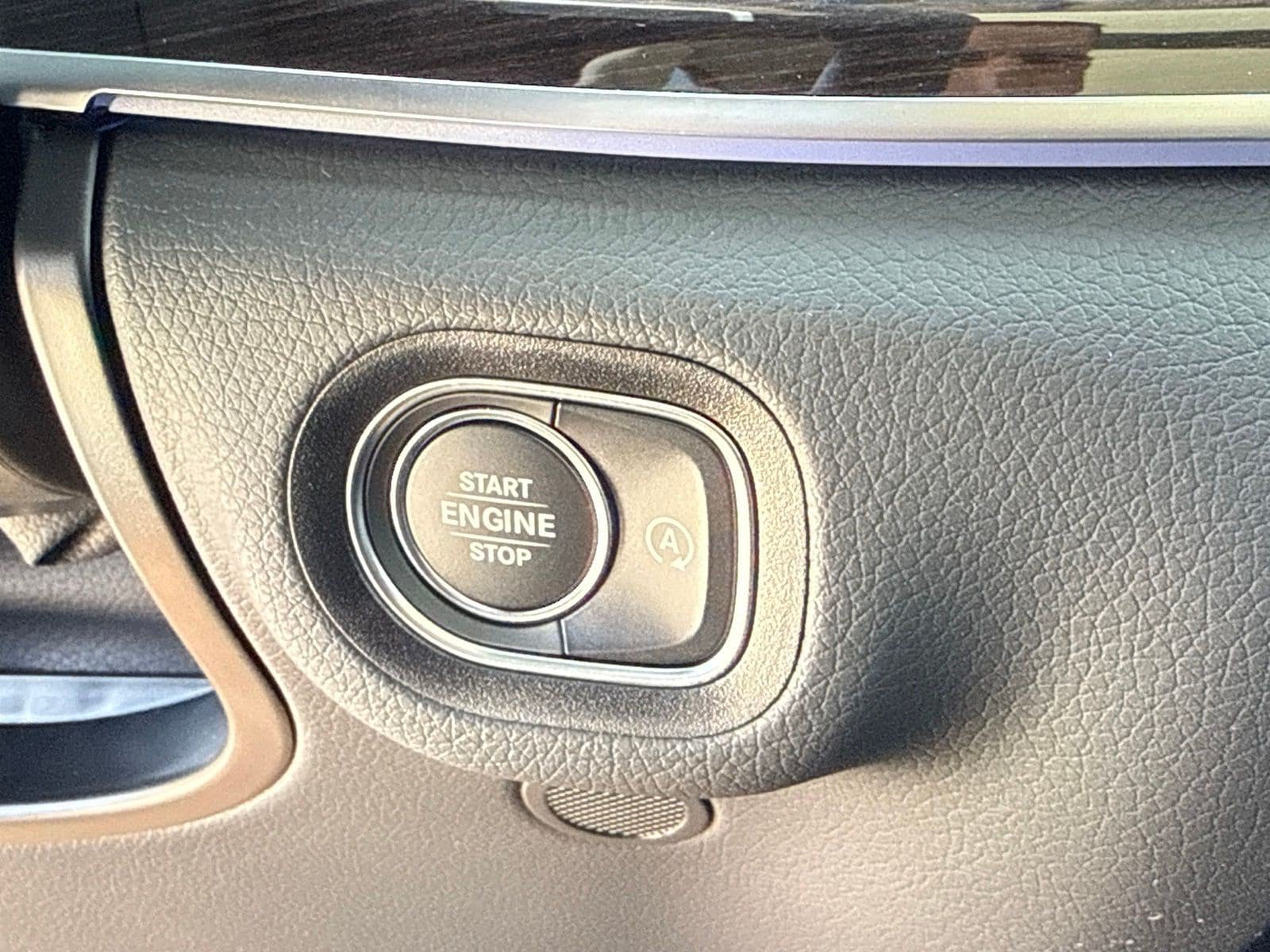 New 2026 Mercedes-Benz GLS 450 4MATIC image 28