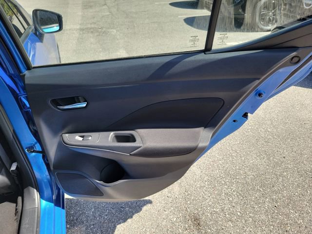 Used 2021 Nissan Versa SV FWD image 31