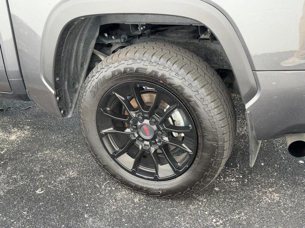 Used 2024 Toyota Tundra Limited image 5