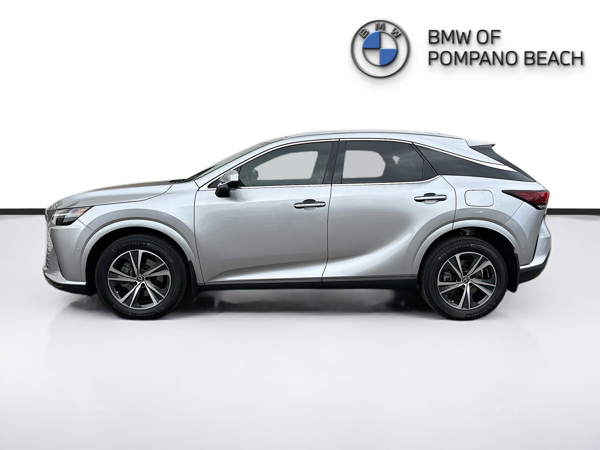 Used 2024 Lexus RX 350 Premium Plus w/ Convenience Package FWD image 4